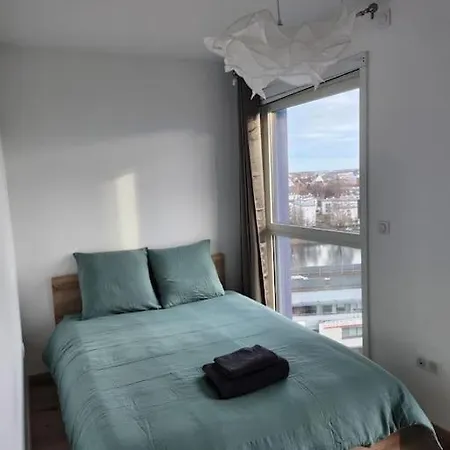 Appartement 70m2 Idealement Situe A *